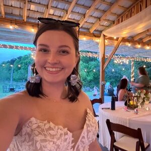 Meet your Posher, Haliegh